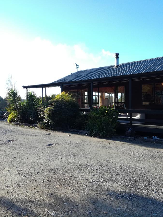 Junohall Backpackers Hostel Waitomo Caves Exterior photo